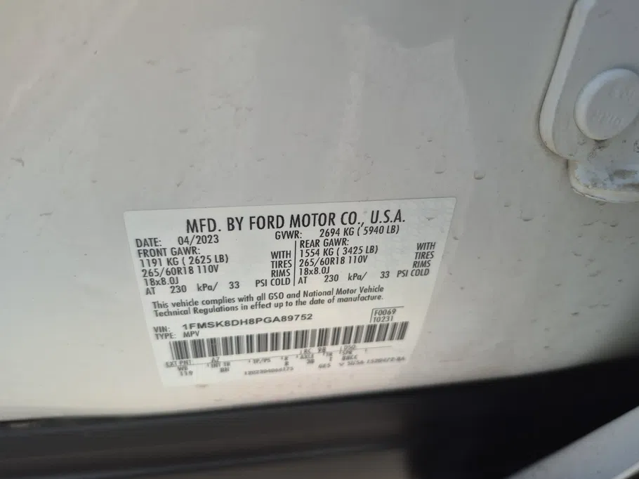 2023 Ford Explorer XLT 200A 
