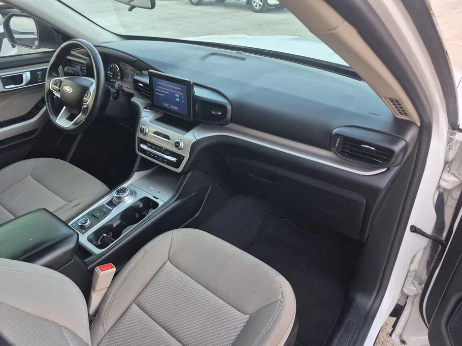 2023 Ford Explorer XLT 200A 