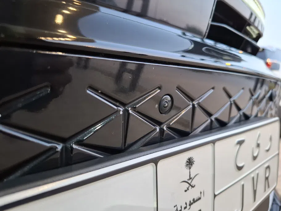 تويوتا كراون Majesta 2025 