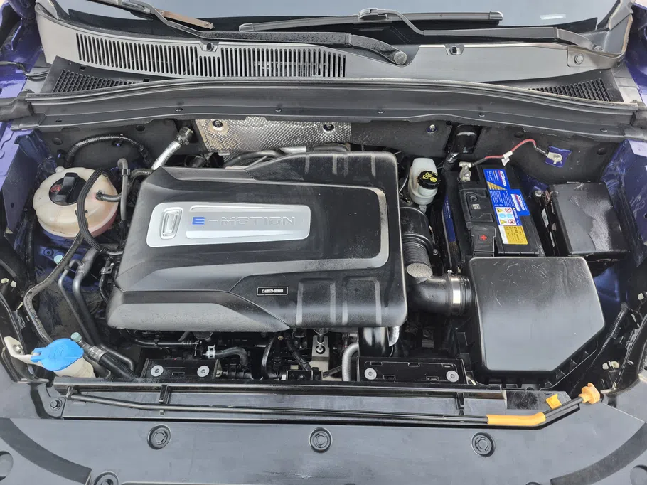 2023 FAW Bestune T77 Basic 