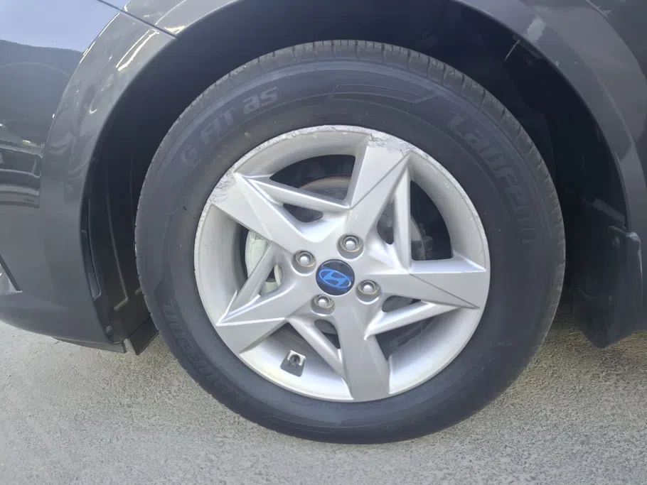 2024 Hyundai Accent Fleet 