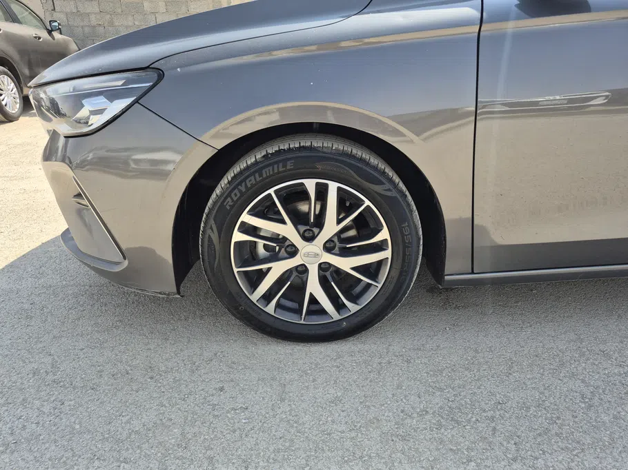2025 Geely Emgrand GS 