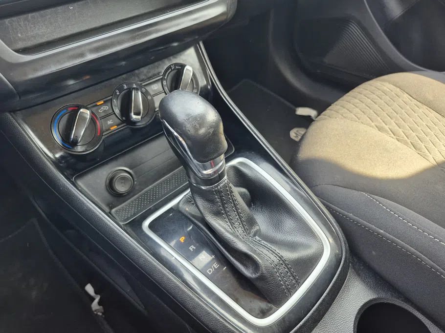2023 MG 5 STD 
