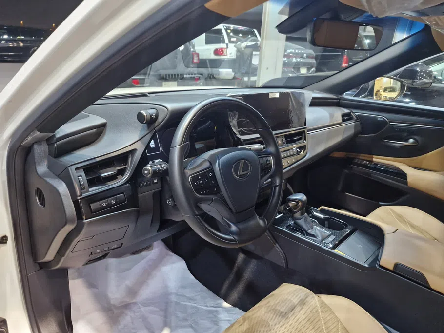 لكزس ES 350 DD 2025 