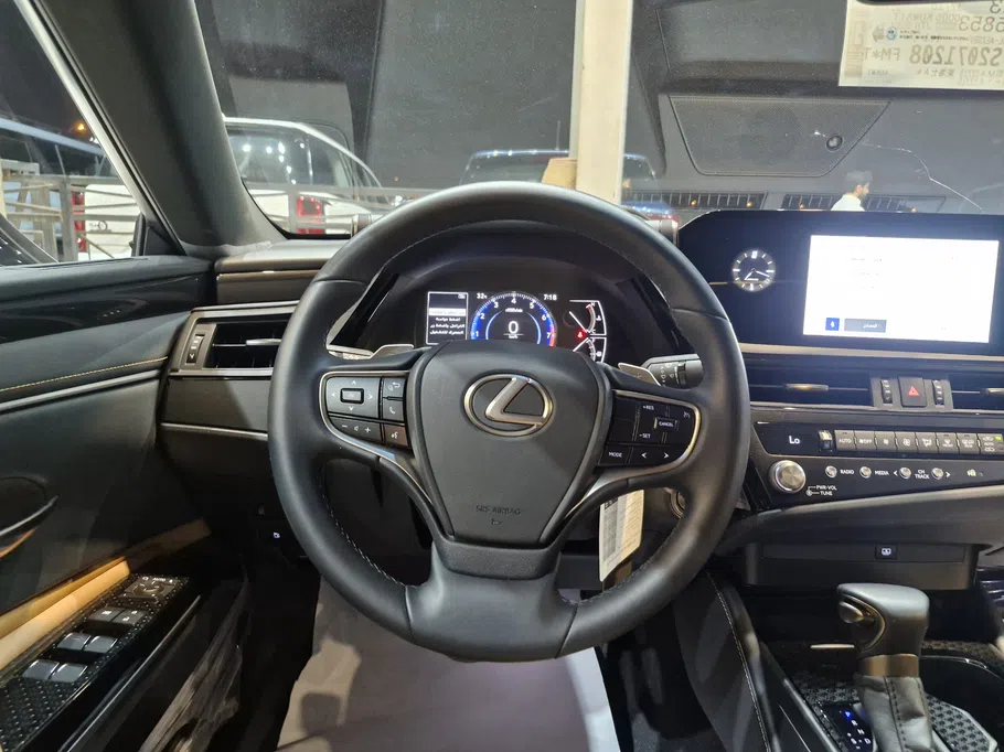 لكزس ES 250 AA Elegant 2025 