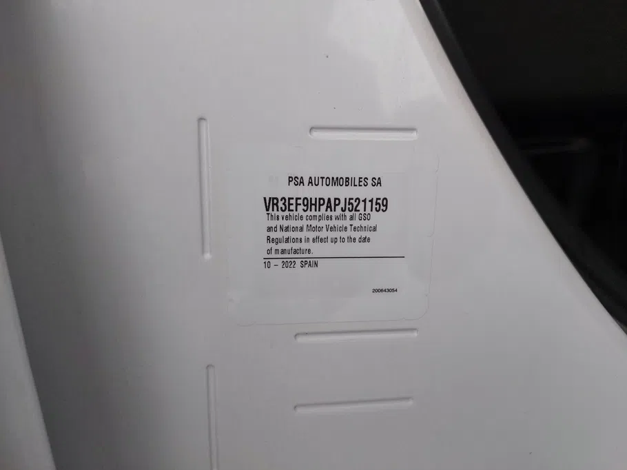 2023 Peugeot Partner Short van 