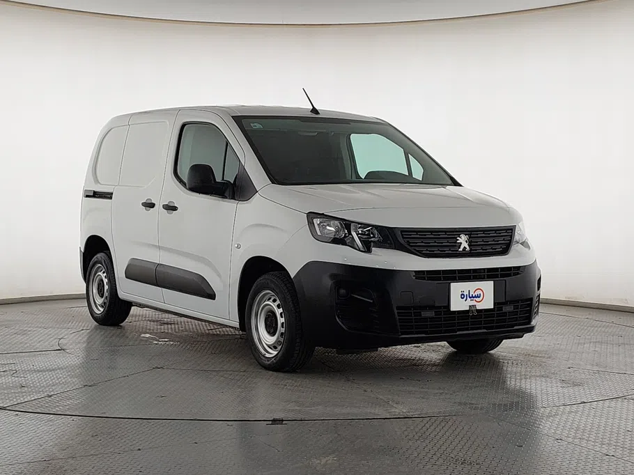 2023 Peugeot Partner Short van 
