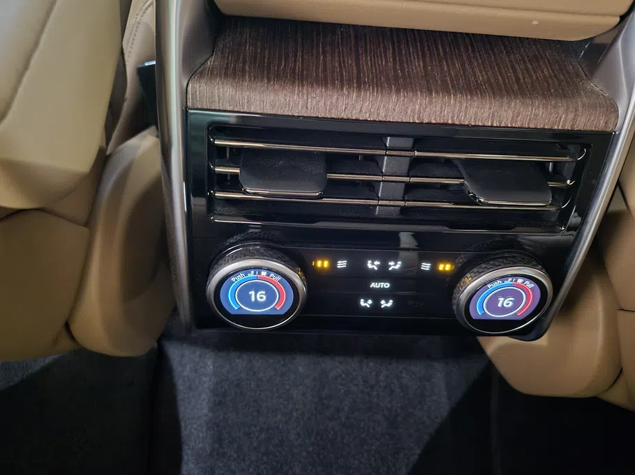 2023 Land Rover Range Rover Autobiography  