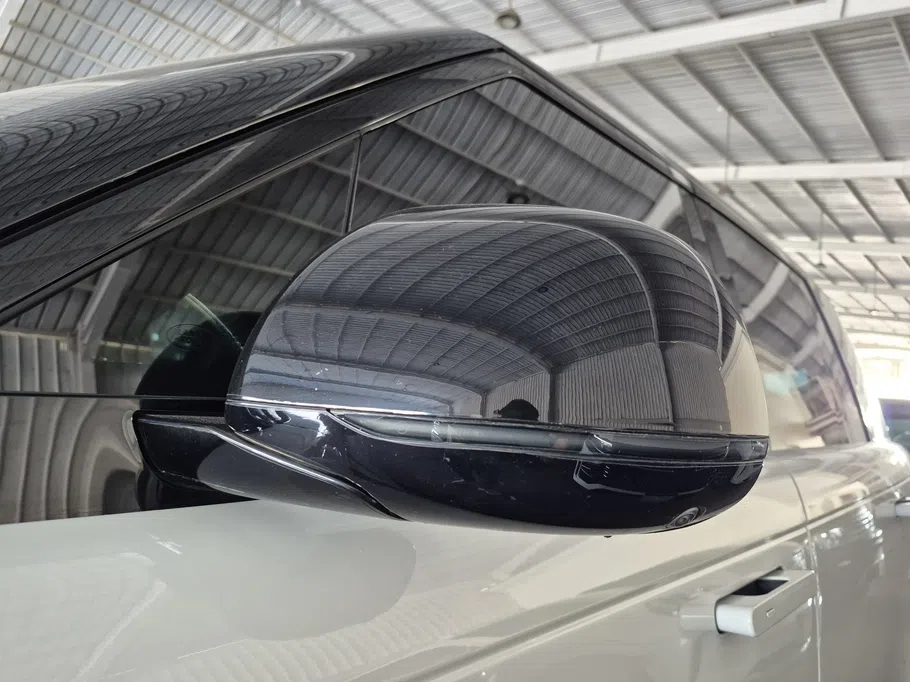 2023 Land Rover Range Rover Autobiography  