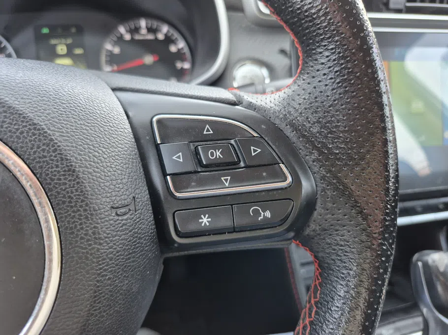 ام جي ZS STD 2023 