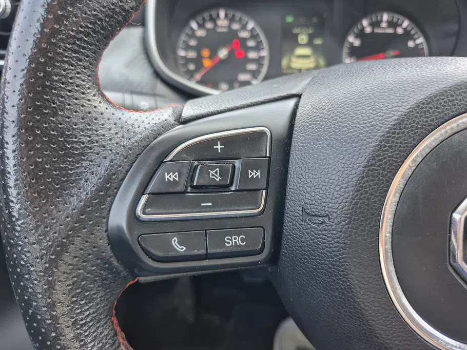 ام جي ZS STD 2023 