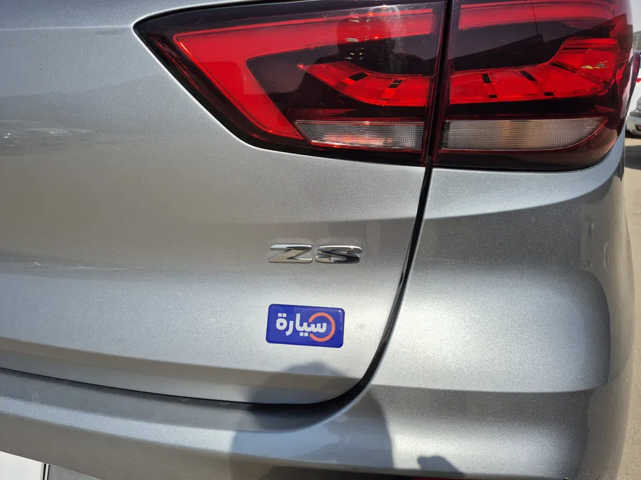 ام جي ZS STD 2023 