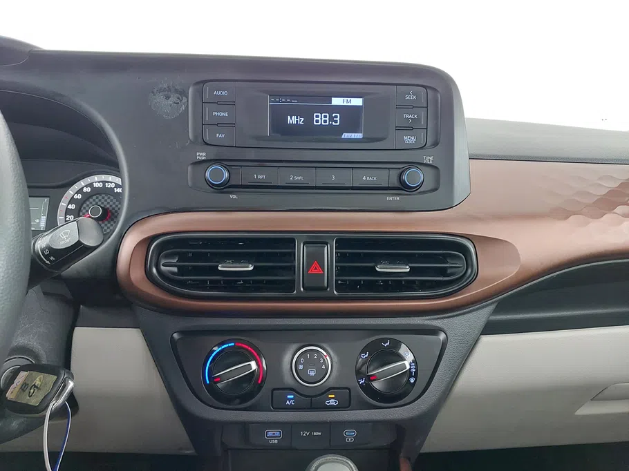 2024 Hyundai Grand i10 Fleet 