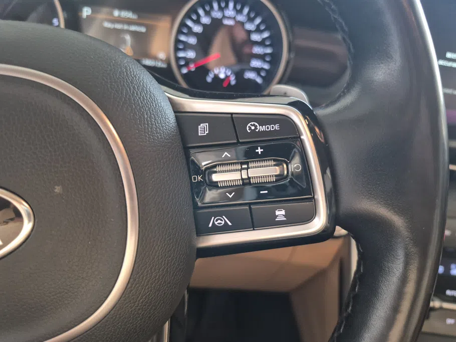 2021 Kia Carnival LX 