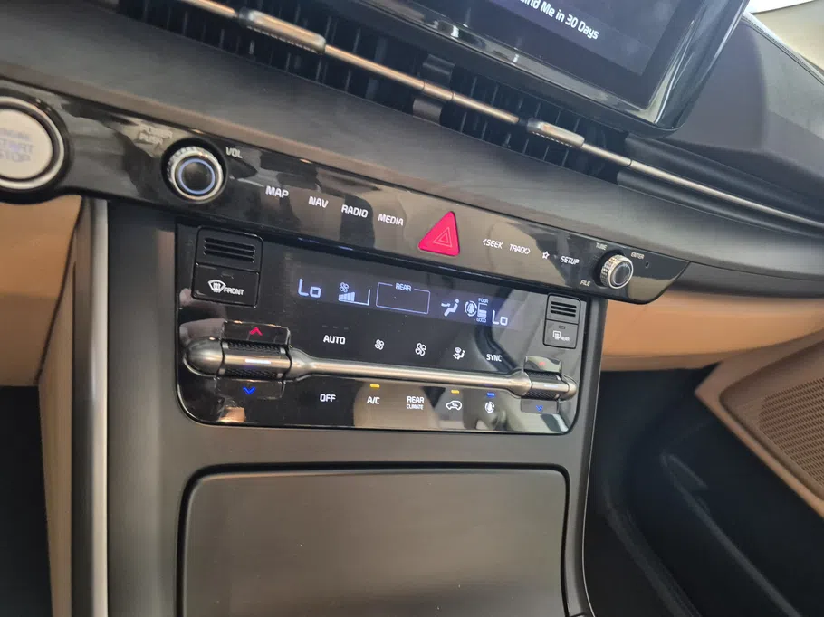 2021 Kia Carnival LX 