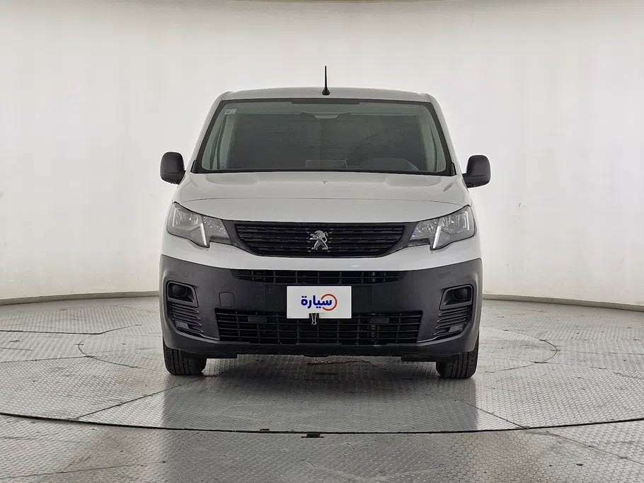 بيجو بارتنر Short van 2023 