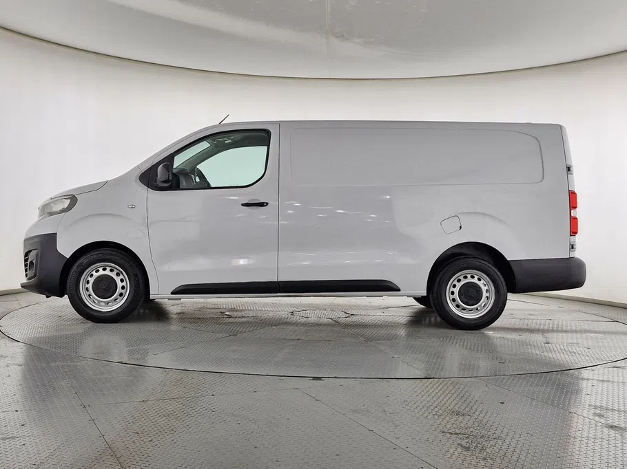 2023 بيجو Expert VAN 