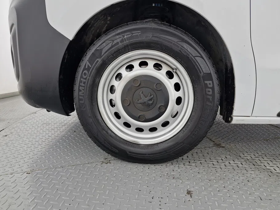 2023 بيجو Expert VAN 