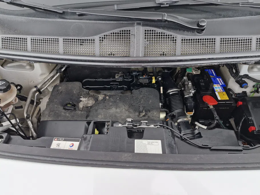 2023 بيجو Expert VAN 