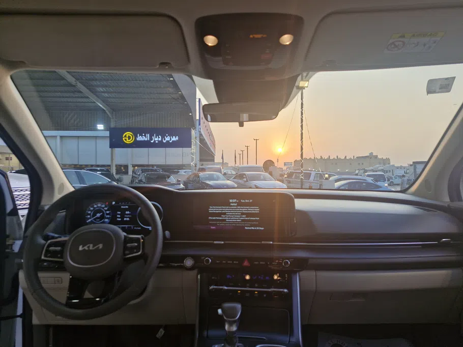 2023 Kia Carnival LX 