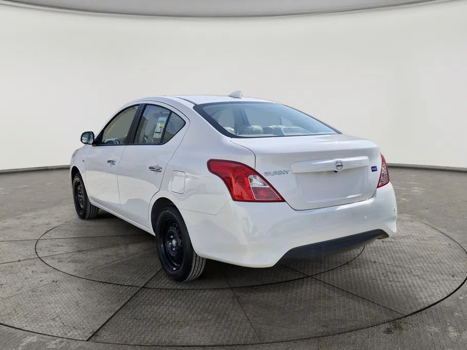 نيسان صني S 2027 