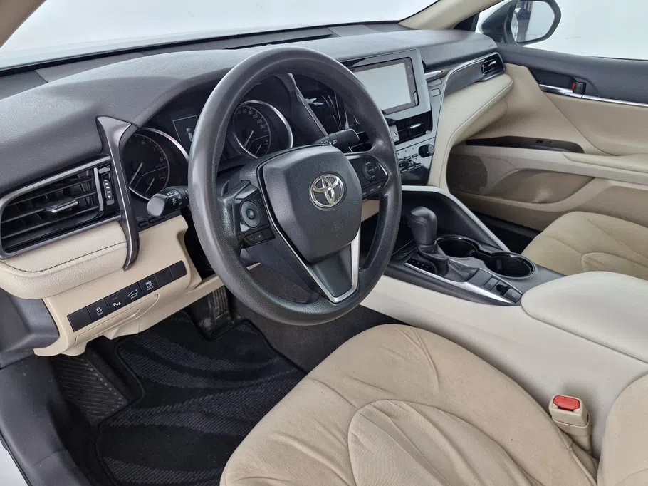 2022 Toyota Camry  LE 