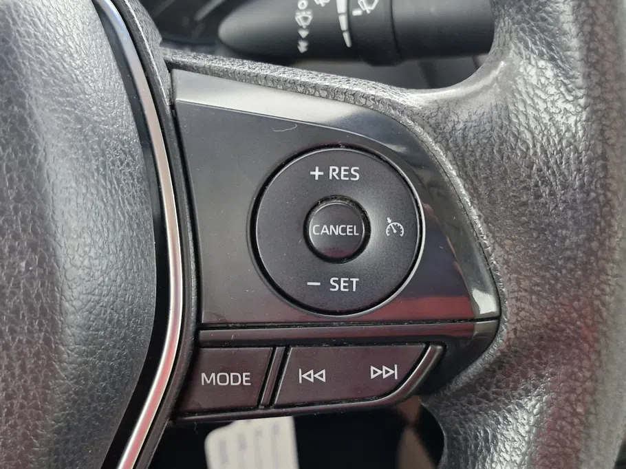 2022 Toyota Camry  LE 