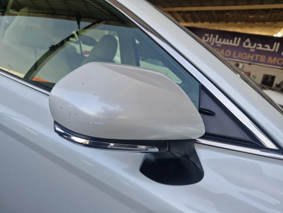 تويوتا كامري LE 2023 