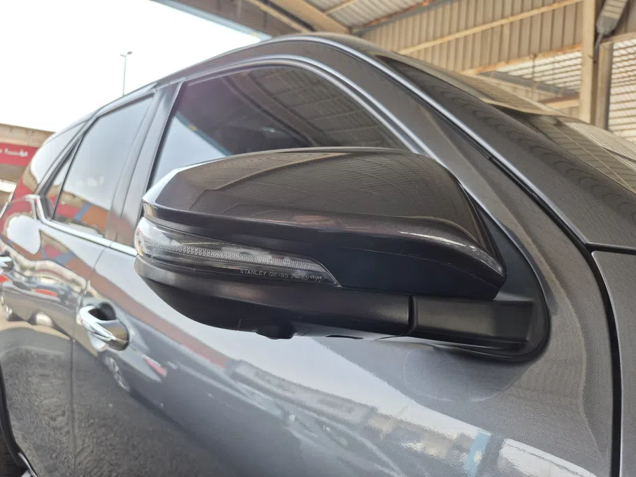 2023 Toyota Fortuner SR5 