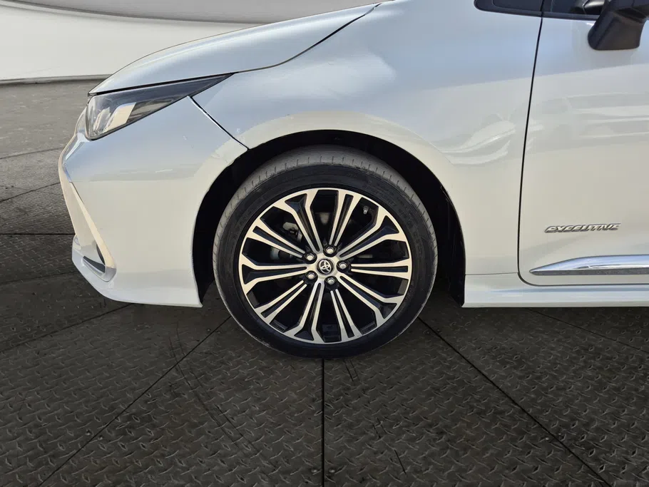 2021 Toyota Corolla XLI Executive Moonroof 