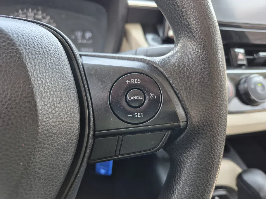 2021 Toyota Corolla XLI Executive Moonroof 