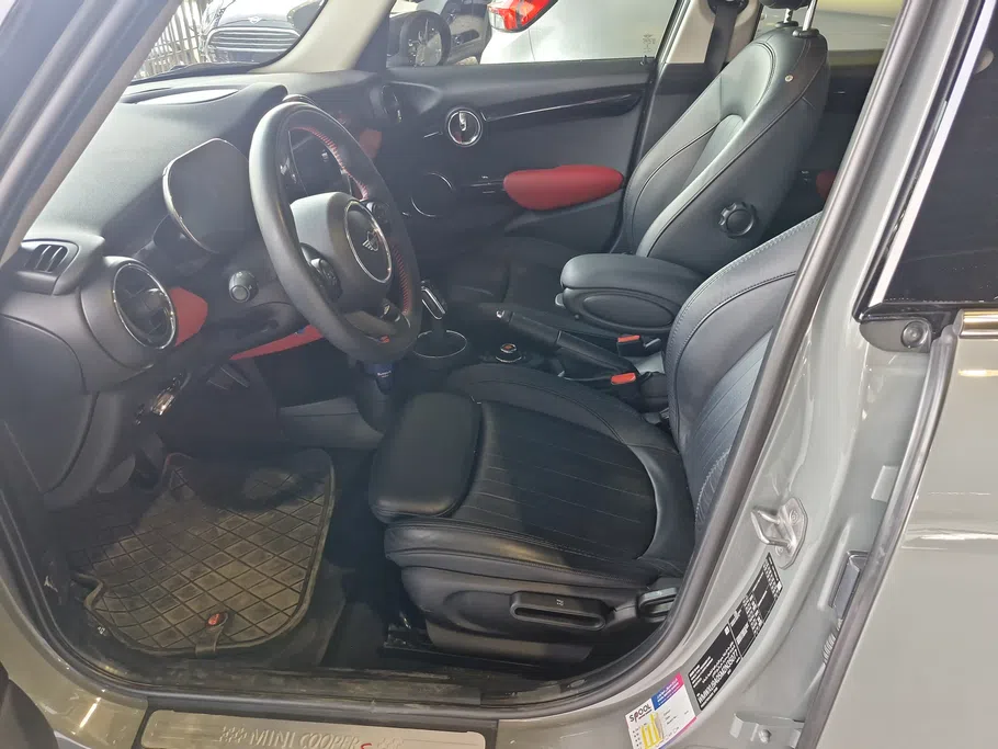 2021 Mini Cooper S 