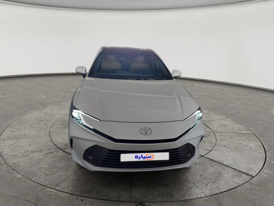تويوتا كامري LUMIERE HEV 2025 