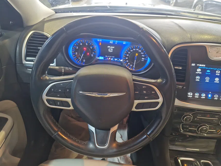 2021 Chrysler 300 C 