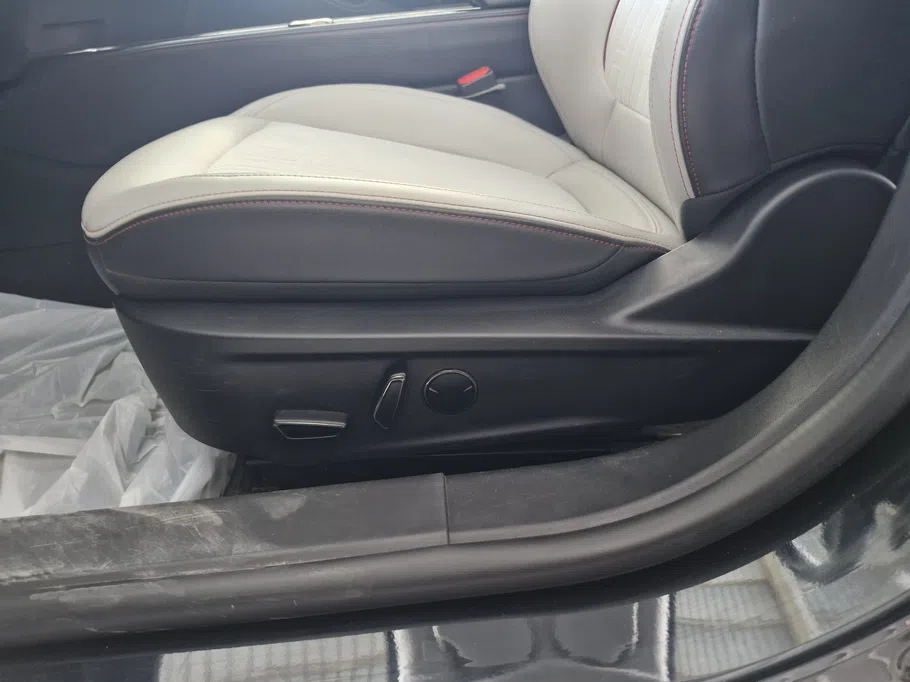 2025 Ford Taurus Trend 