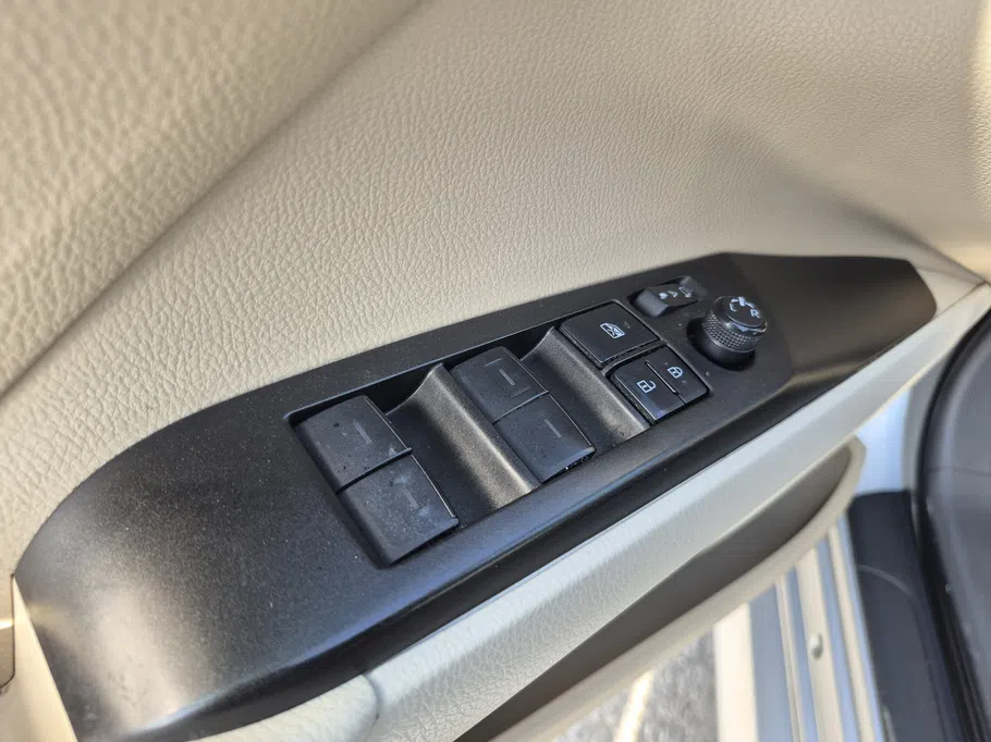 2024 Toyota Camry  GLE HEV  