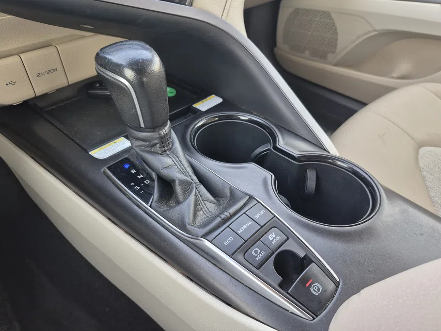 2024 Toyota Camry  GLE HEV  