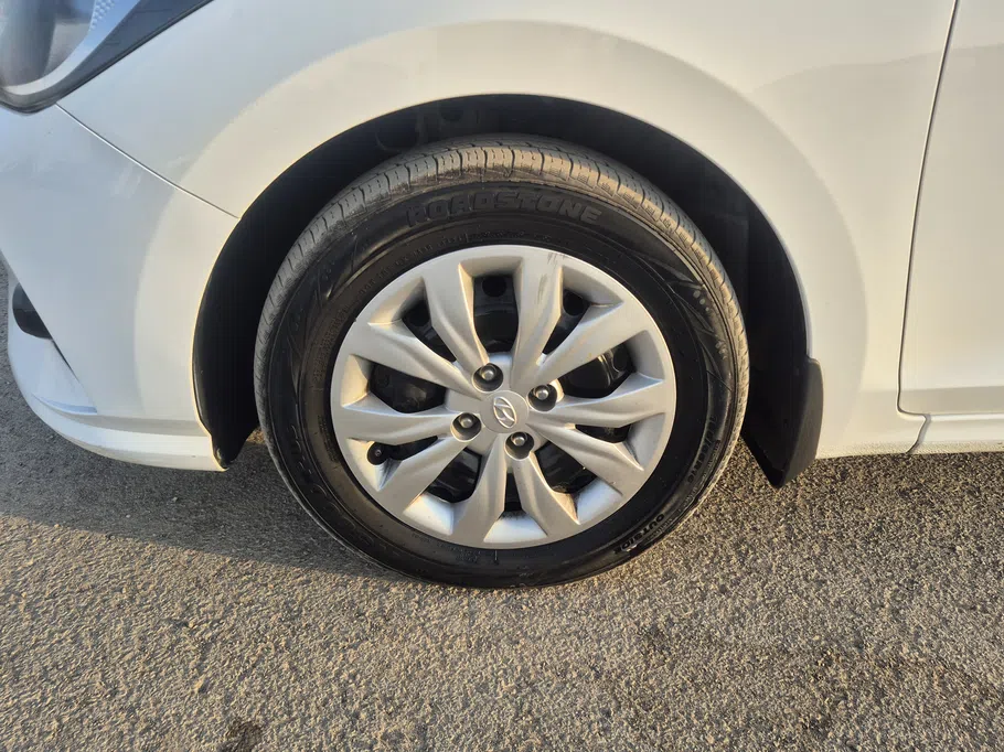 2023 Hyundai Accent Smart 