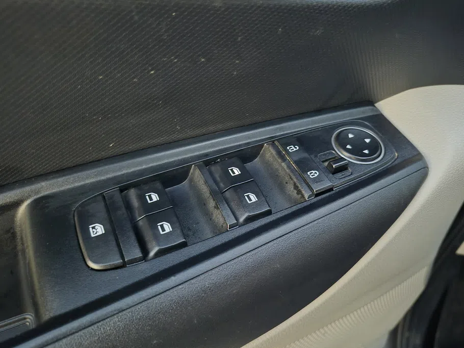 2023 Kia SONET LX 