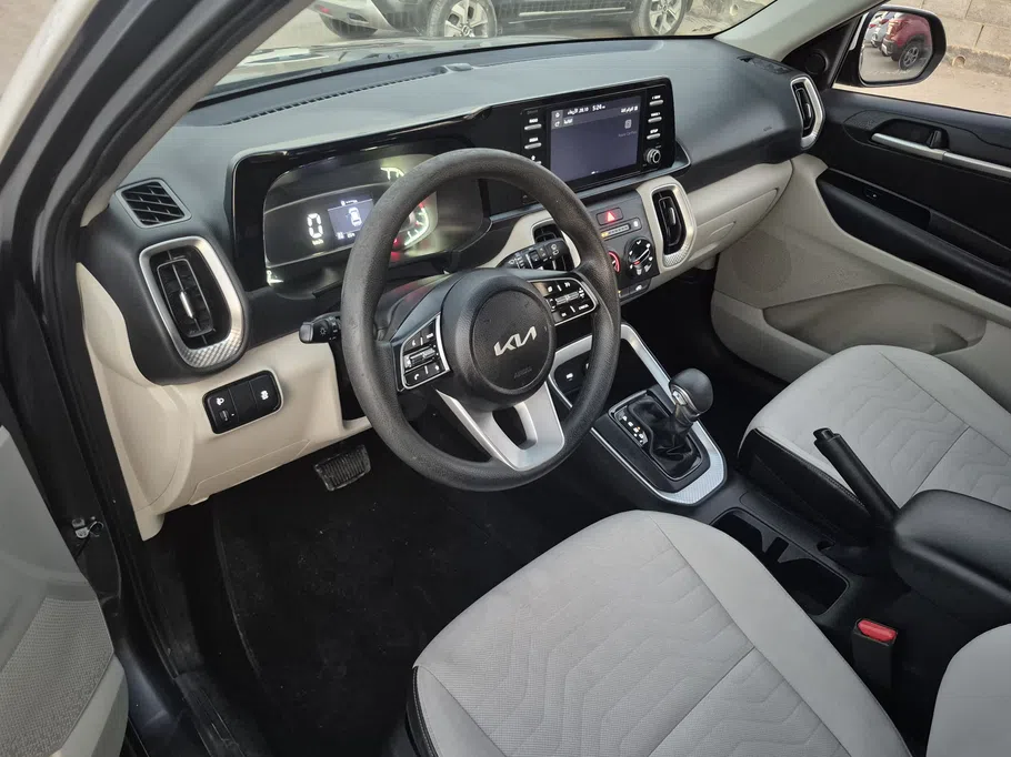 2023 Kia SONET LX 