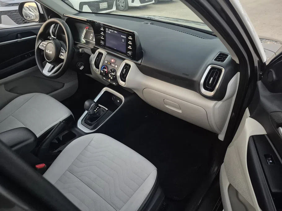 2023 Kia SONET LX 