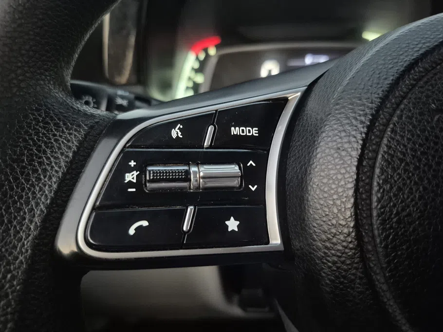 2023 Kia SONET LX 