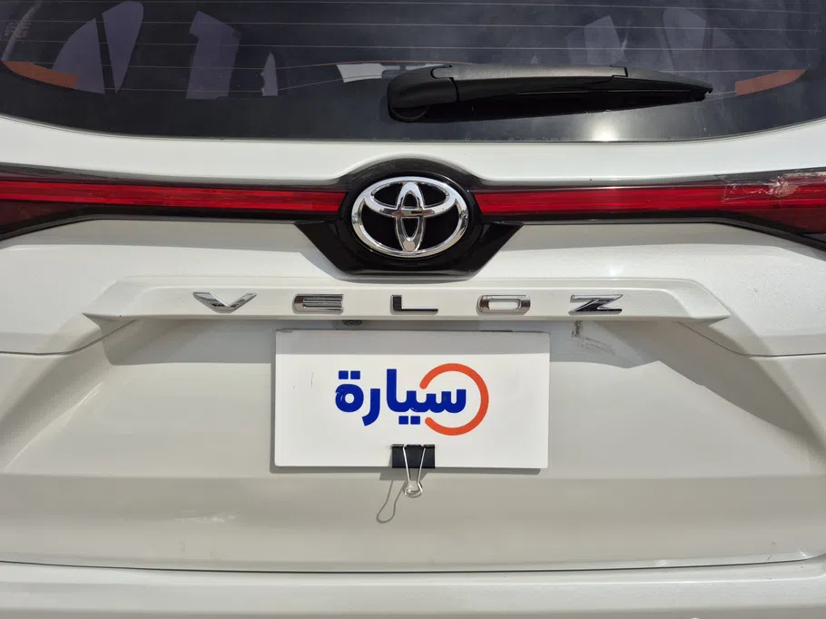 تويوتا فيلوز GLX 2024 