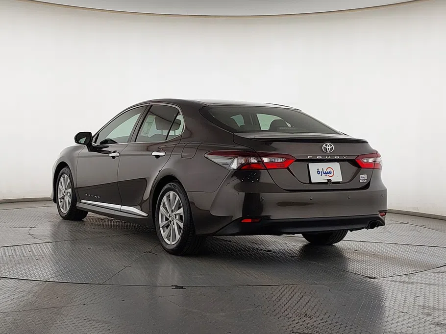 2021 Toyota Camry  GLE 