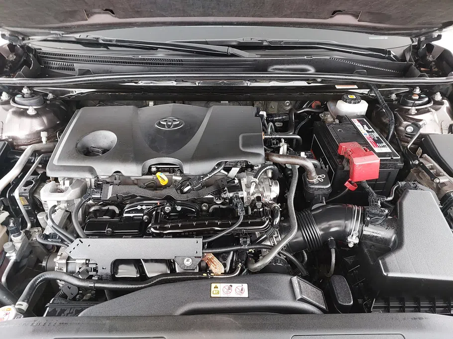 2021 Toyota Camry  GLE 