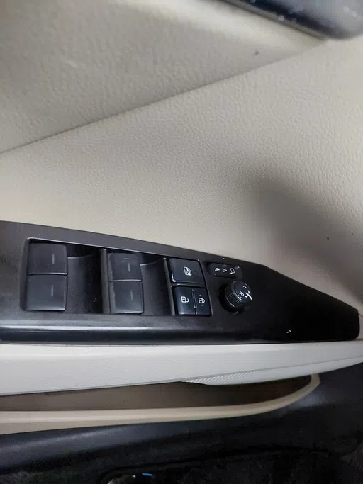 2021 Toyota Camry  GLE 