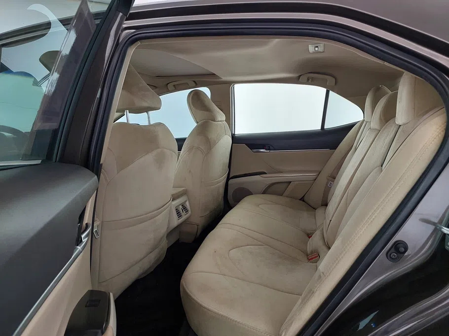 2021 Toyota Camry  GLE 