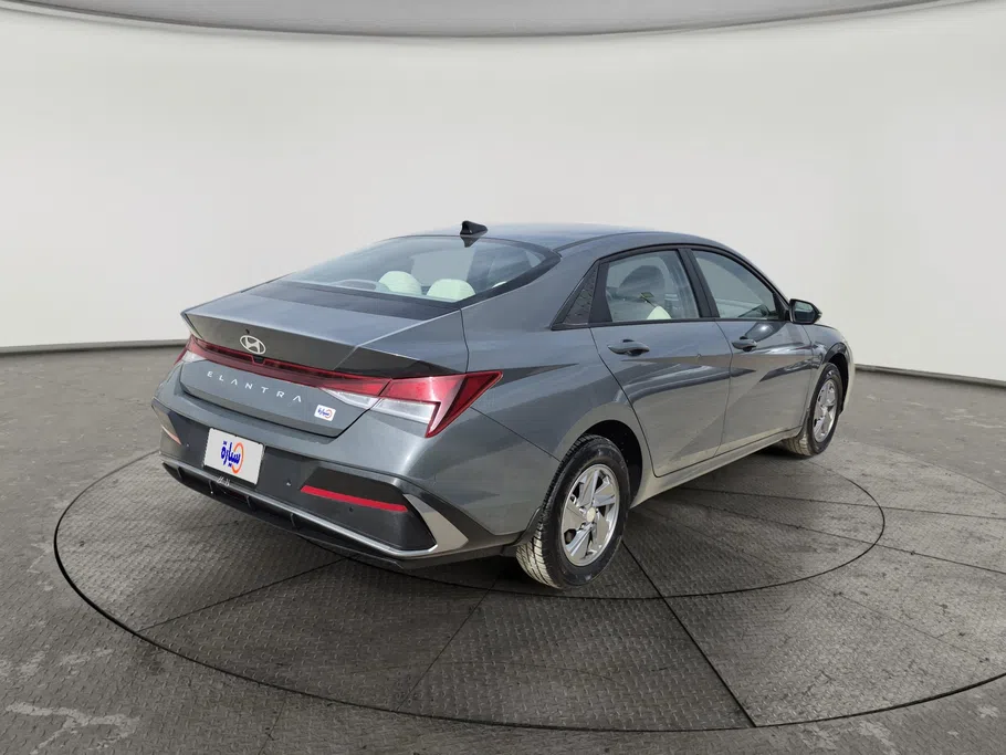 2025 Hyundai Elantra Fleet 