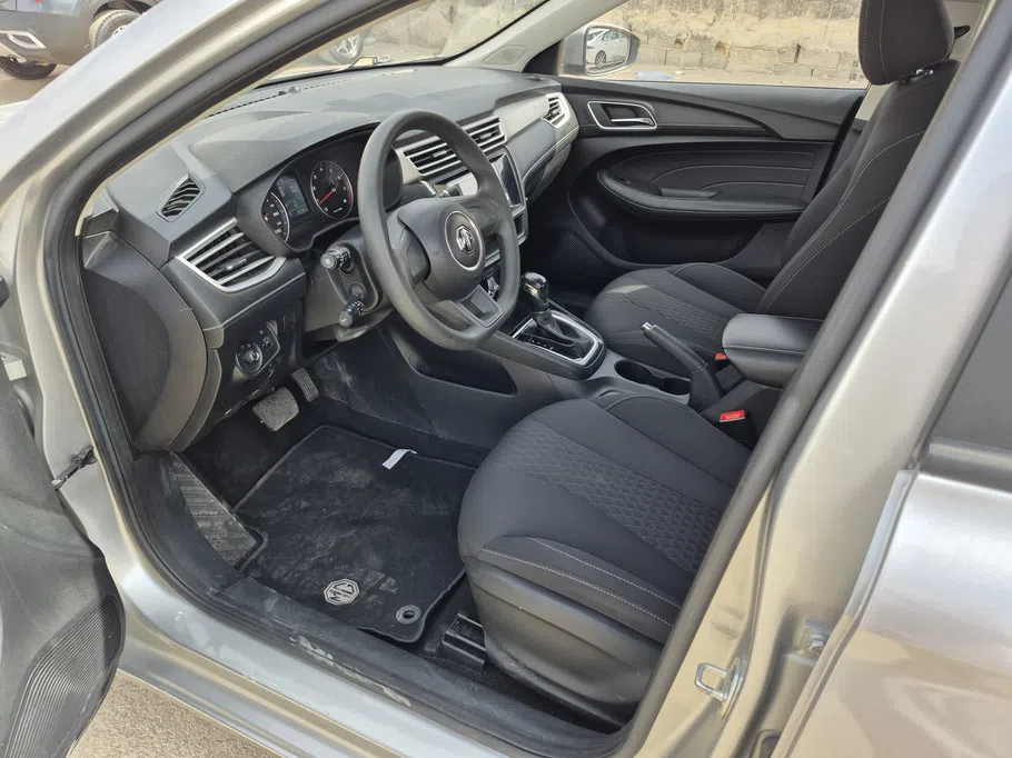 2023 MG 5 STD 