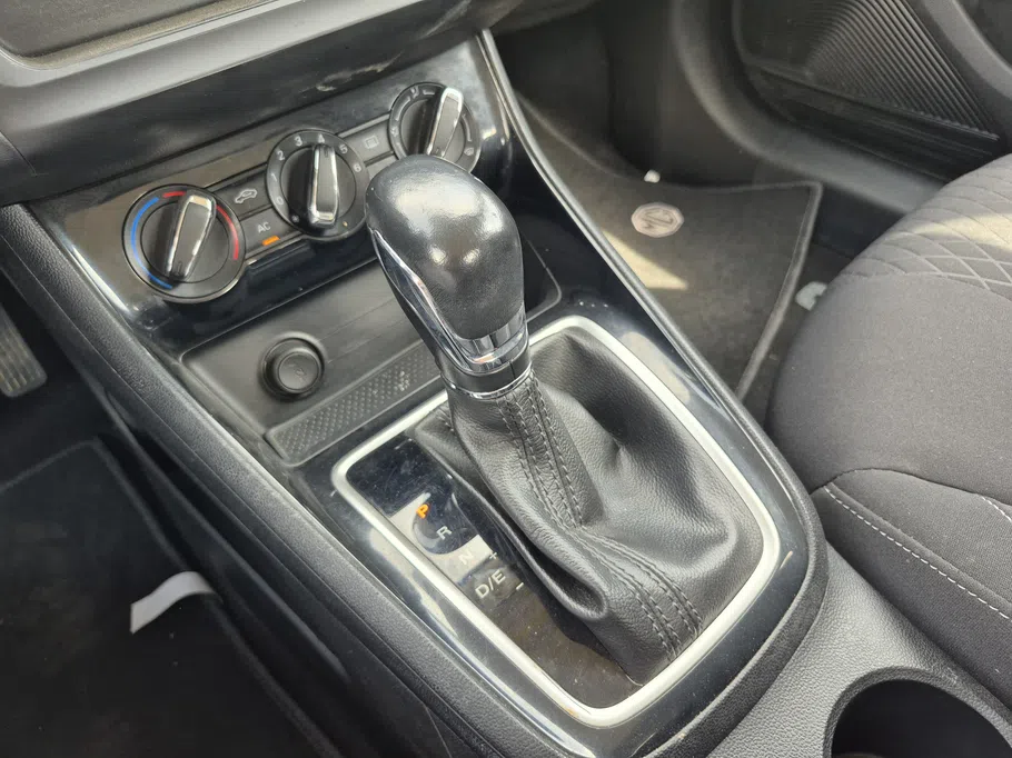 2023 MG 5 STD 